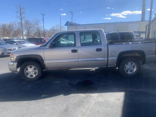 2006 GMC Sierra 1500 SL Crew Cab 4WD
